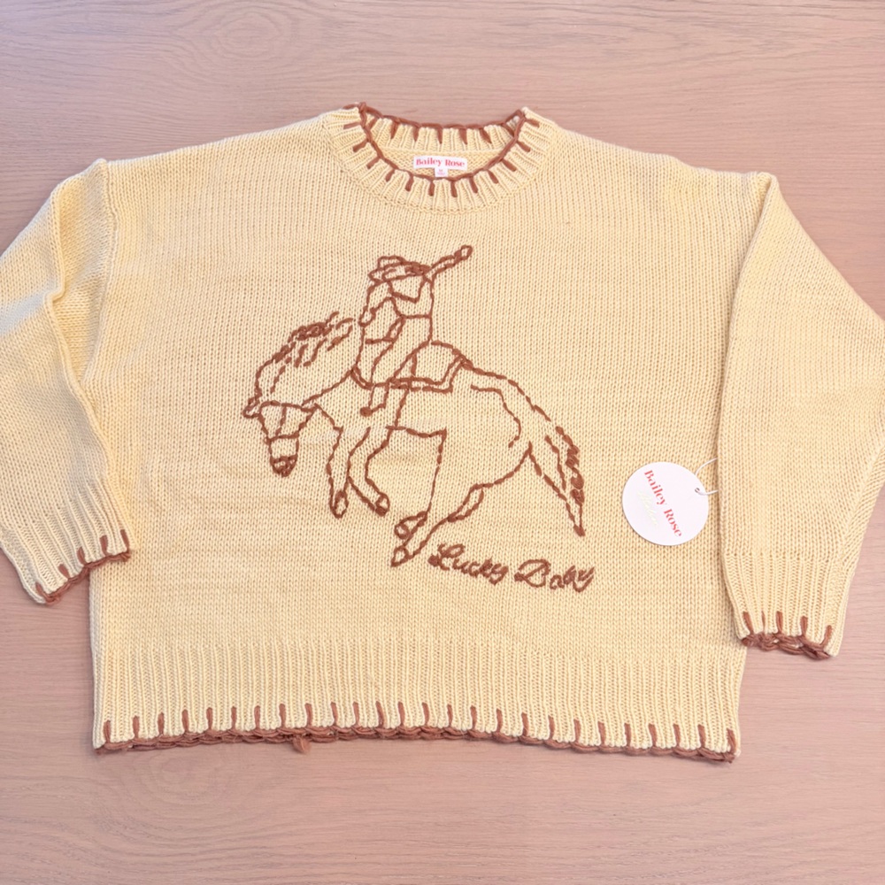 Bailey Rose Cream Yellow Lucky Baby rodeo horse Brown Trim sweater size M - NWT